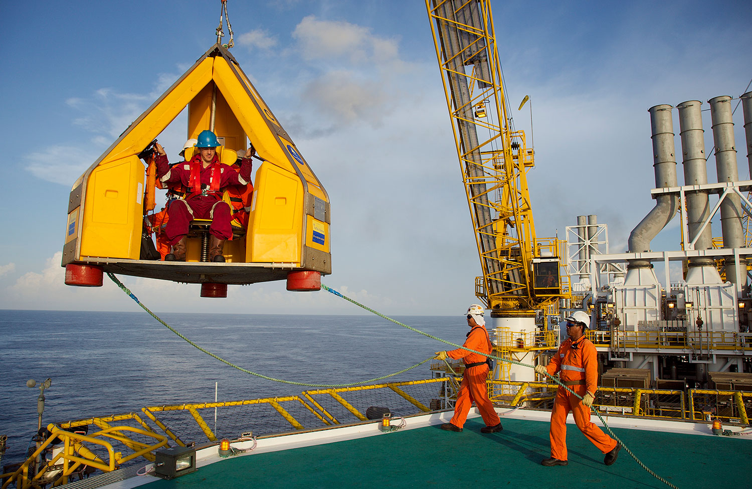 MUSTRA Training Center Mariner Online Offshore Personnel Basket