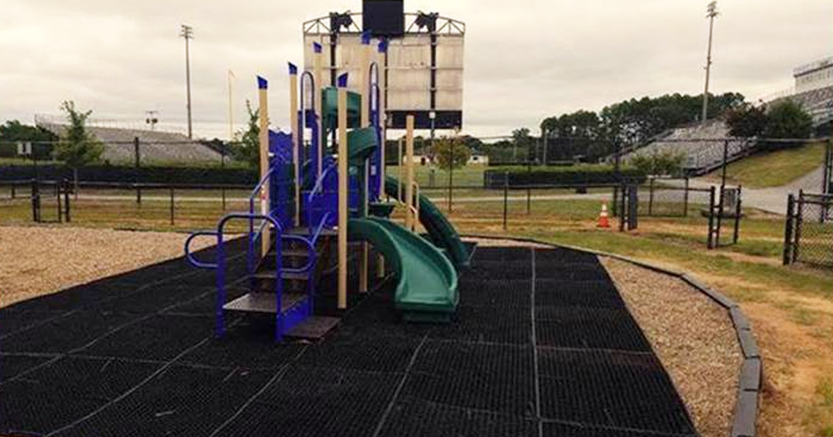 Unitary Rubber Accessibility Matting US Playground Surfacing